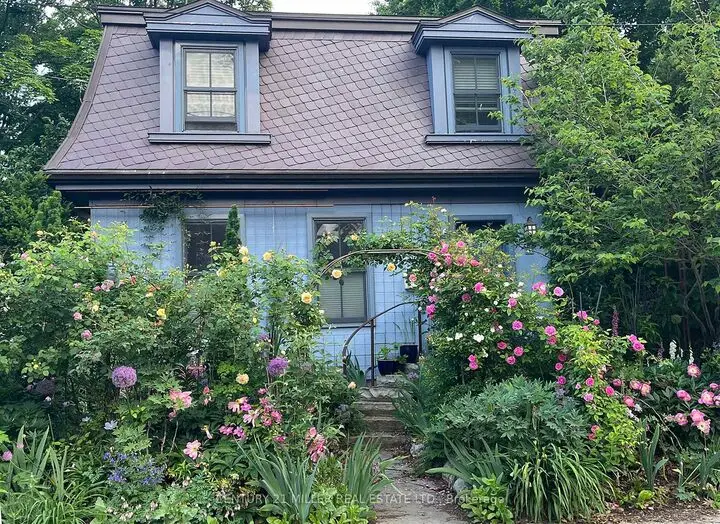 43 Burnet Street  Oakville ON L6K 1B6 photo